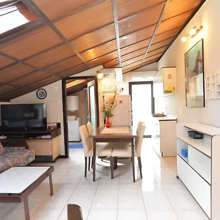 Fuer 5 Personen Ca 55 Qm In Fazana, Istrien Istrische Riviera Apartment *