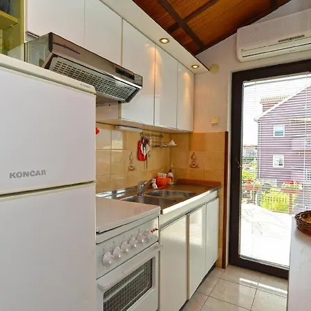 Apartment Fuer 5 Personen Ca 55 Qm In Fazana, Istrien Istrische Riviera Fazana