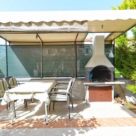 Apartment Fuer 5 Personen Ca 55 Qm In Fazana, Istrien Istrische Riviera *